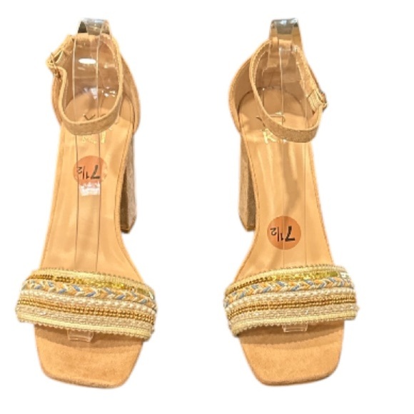 Yoki Tan Suede High Heel Beaded & Embroidered‎ Block Wrap Sandal EUC, Size 7.5 - Picture 2 of 7